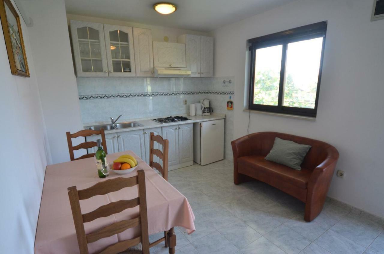 Koreni Apartments Ρόβινι Εξωτερικό φωτογραφία